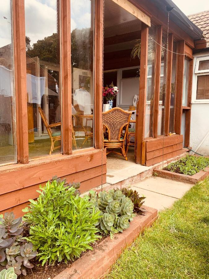 East Of Ipswich Bed & Breakfast Esterno foto